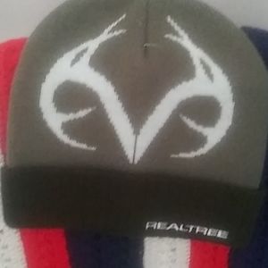 Two tone beanie hat